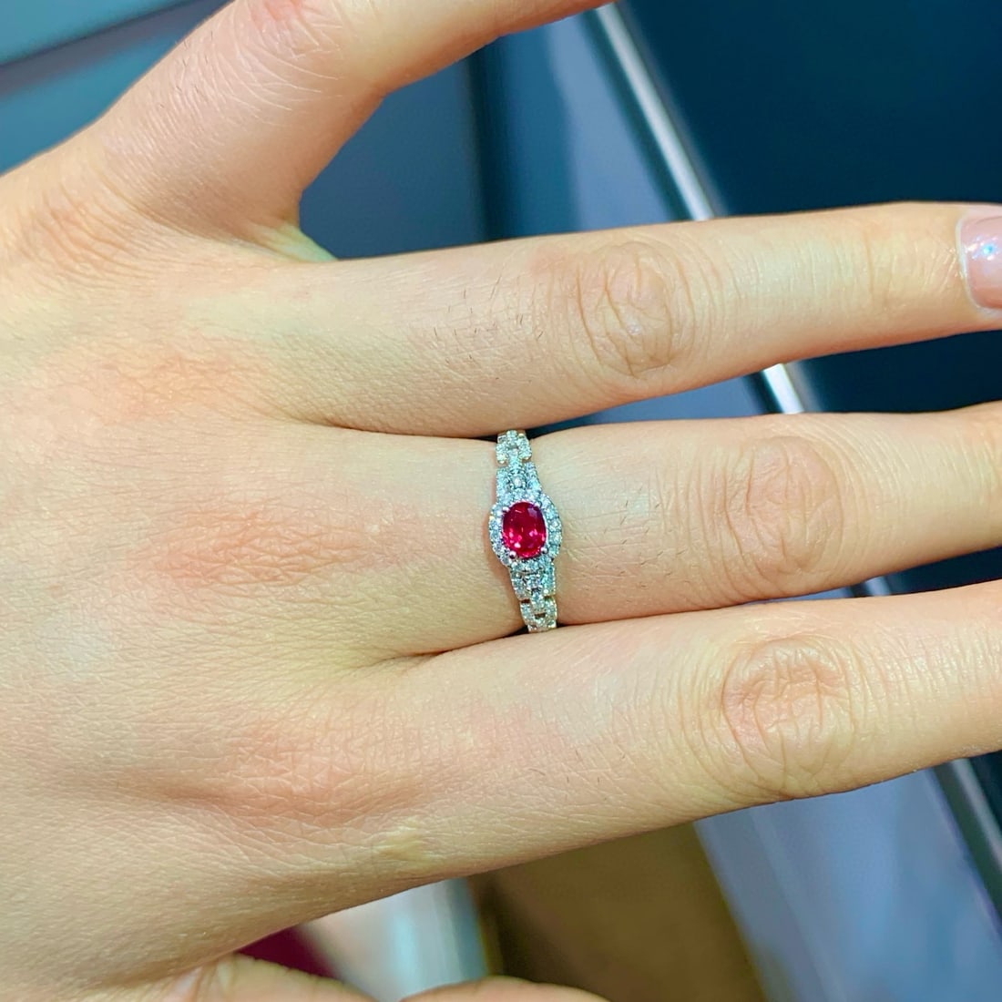 14k Gold 0.78 Ctw Vivid Red Natural Ruby & Diamond Ring - 4