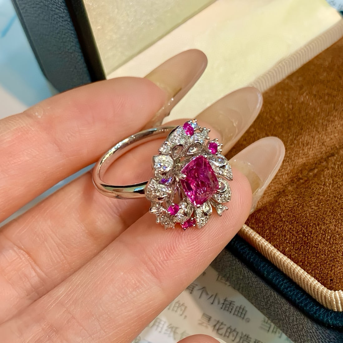 14k Gold 2.08 Ctw Natural Sapphire & Diamond Ring - 6