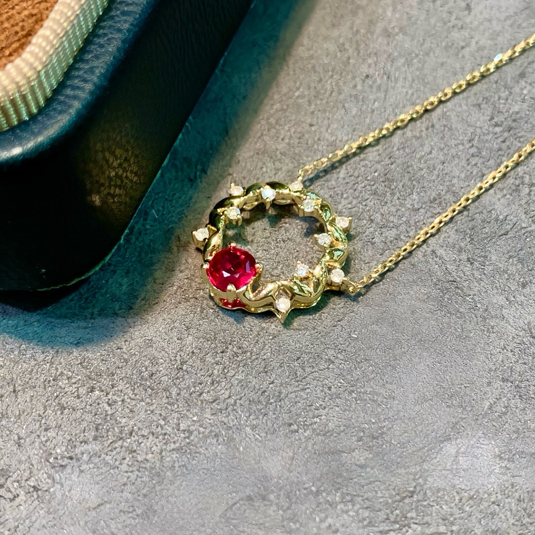 14k Gold 0.93 Ctw Natural Ruby & Diamond Necklace - 5