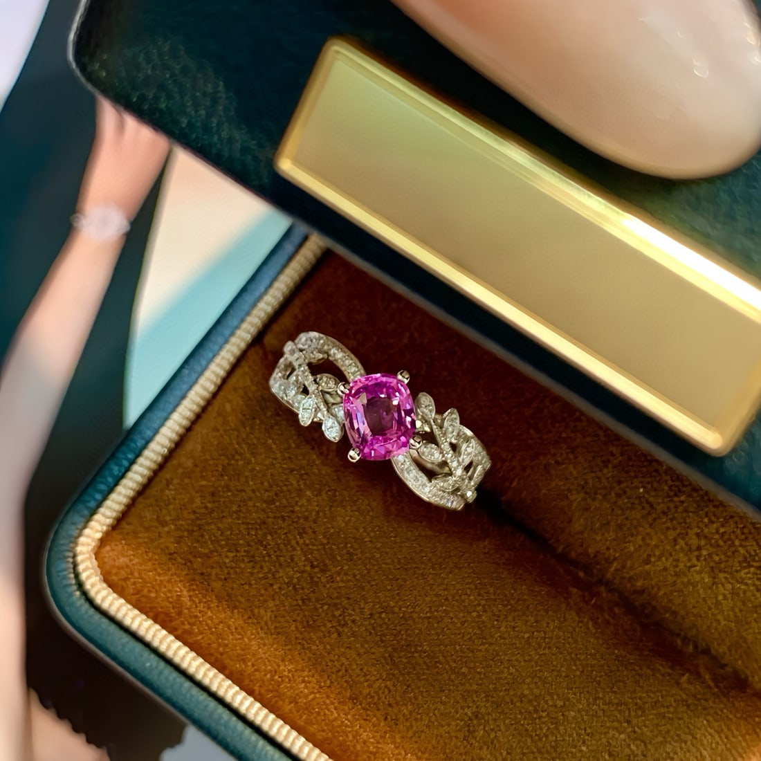 14k Gold 1.31 Ctw Natural Padparadscha Sapphire & Diamond Ring - 3