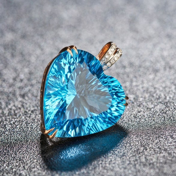 14k Gold 24.68 Ct Natural Topaz & Diamond Pendant( Without Chain ) - 5