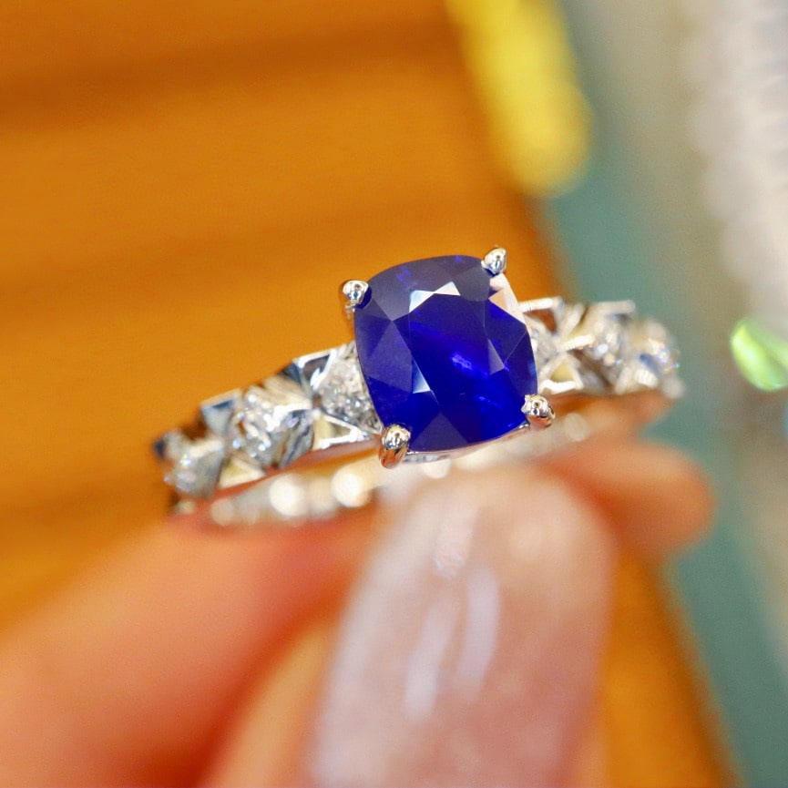 14k Gold 1.11 Ctw Natural Sapphire & Diamond Ring - 3