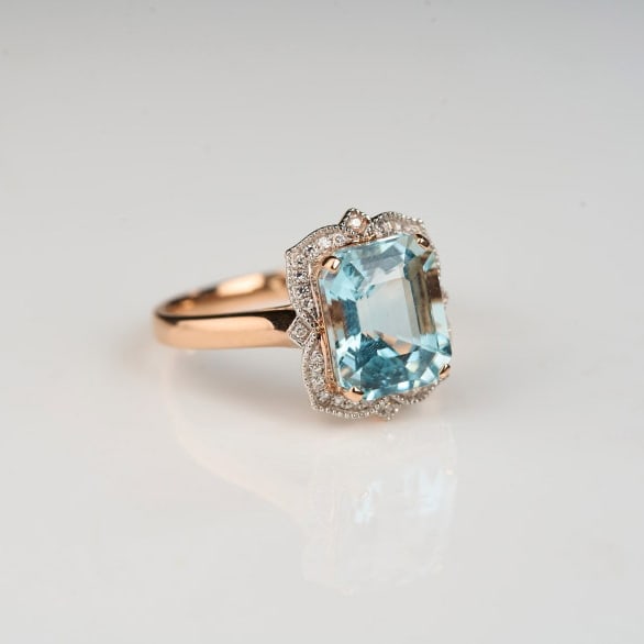 14k Gold 3.52 Ct Natural Aquamarine & Diamond Ring - 6