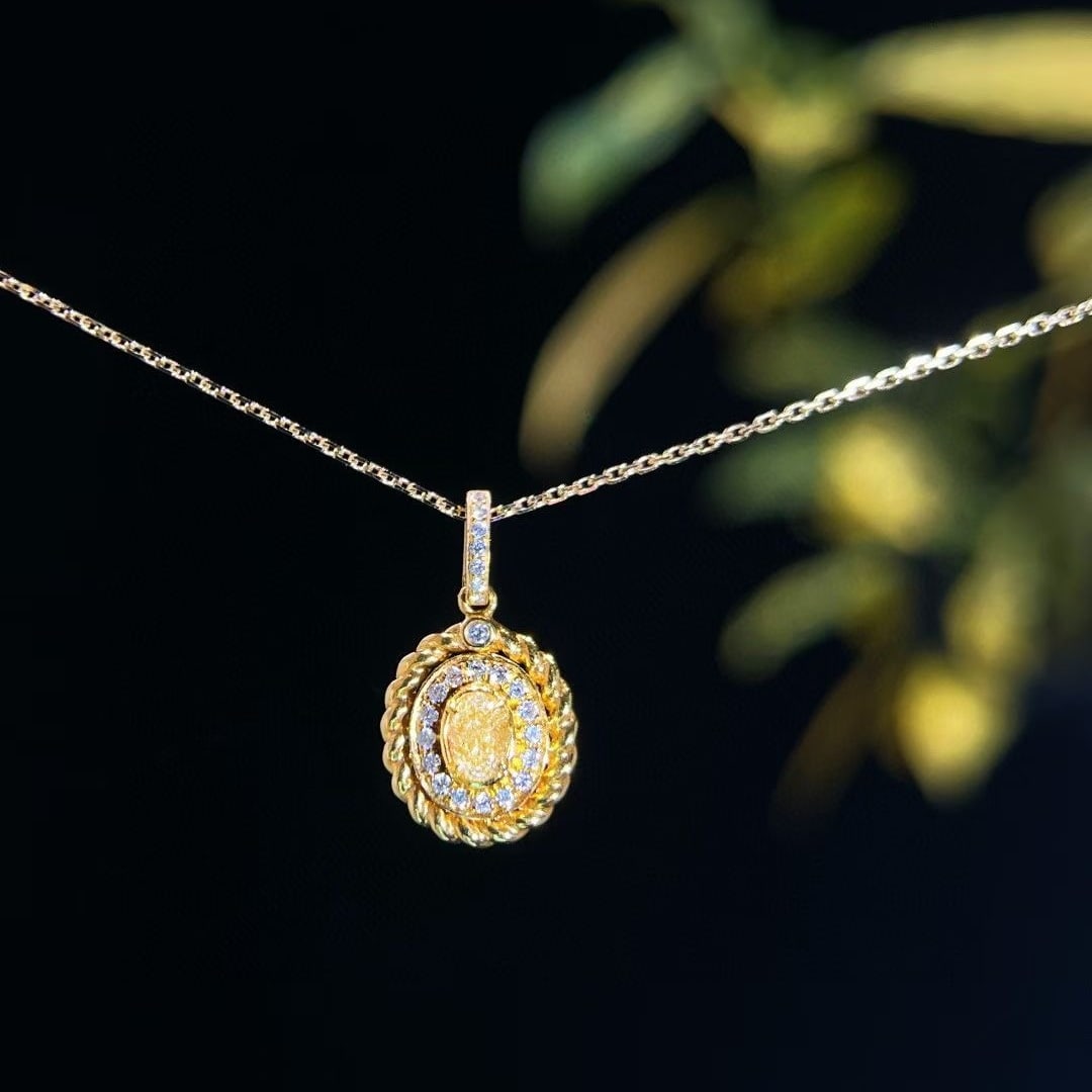 14k Gold 0.32 Ctw Natural Yellow Diamond & Diamond Necklace: Ref:230972353 // gold content:14k gold // main gemstone:yellow diamond // shape:oval // carat weight:0. 22ct // color:yellow // treatment:natural // // adjacent gemstone 2 : diamond // shape:round // 