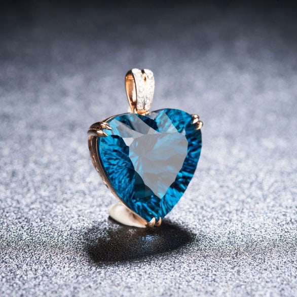 14k Gold 22.39 Ct Natural Topaz & Diamond Pendant( Without Chain ) - 2