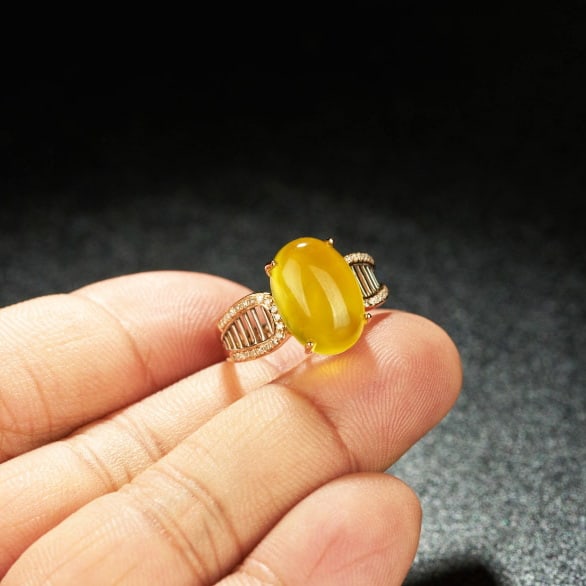 14k Gold 6.1 Ct Natural Prehnite & Diamond Ring - 7