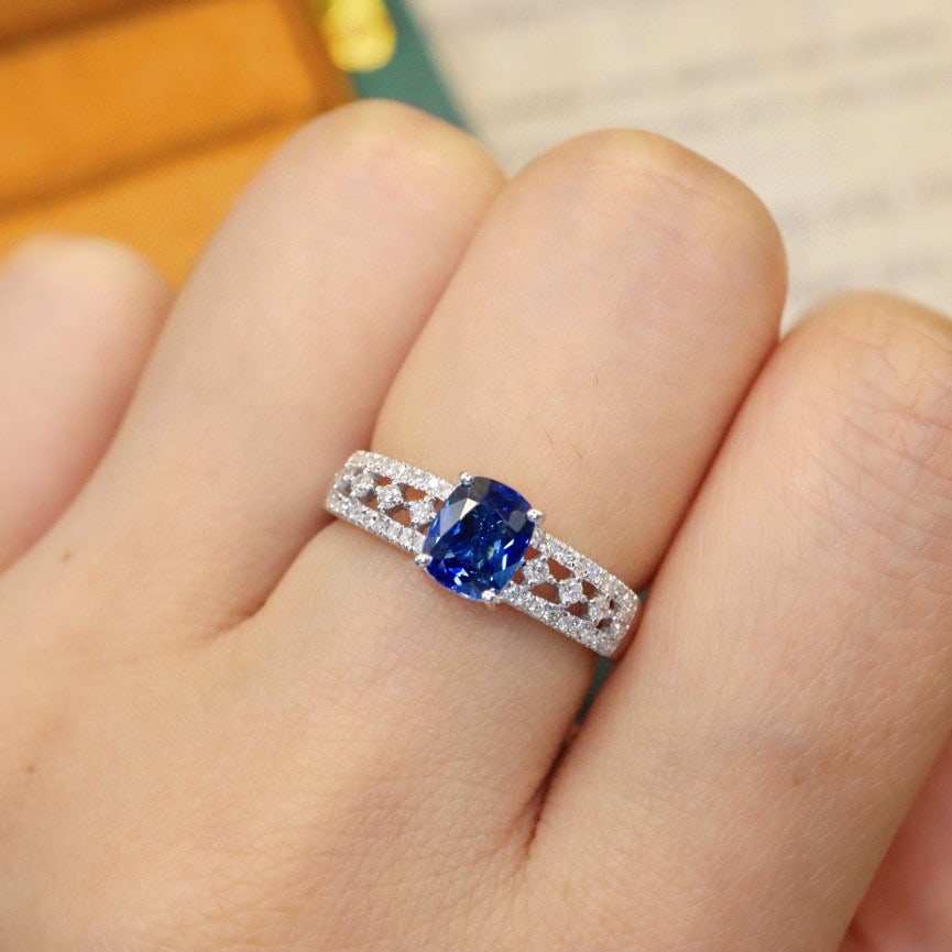 14k Gold 1.39 Ctw Natural Sapphire & Diamond Ring - 5