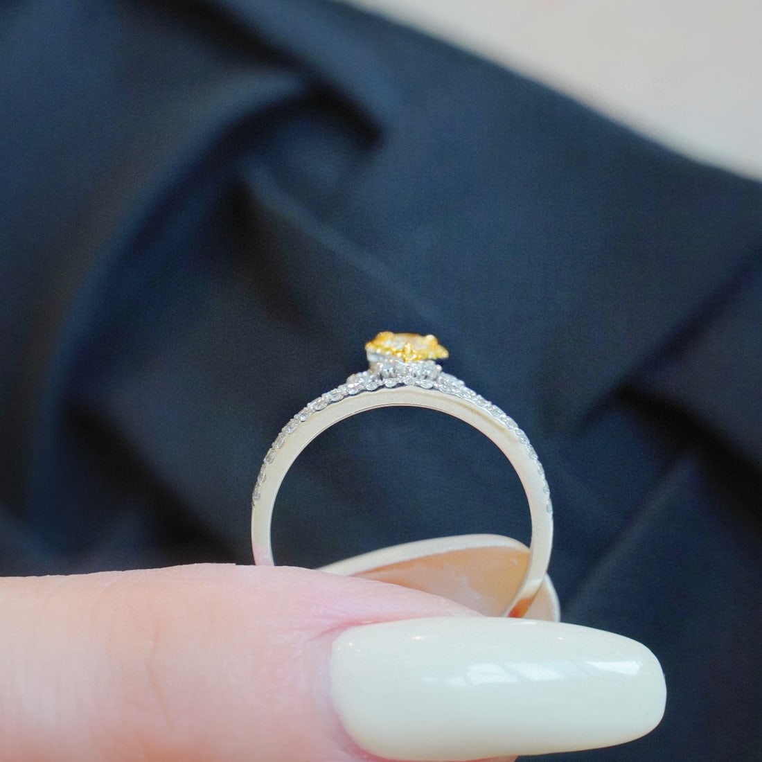 14k Gold 0.49 Ctw Natural Yellow Diamond & Diamond Ring - 2