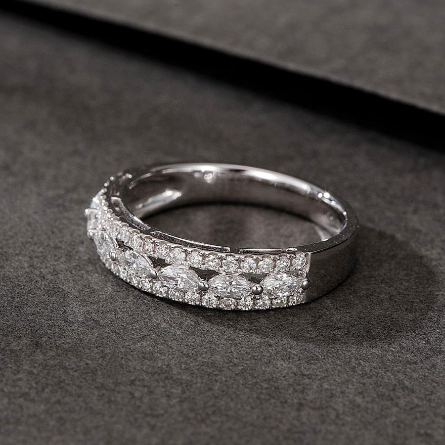 14k Gold 0.55 Ct Natural H Diamond Ring - 3