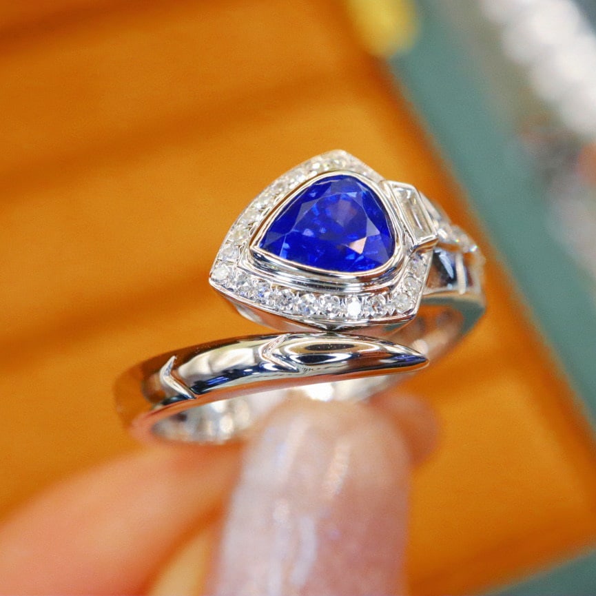 14k Gold 1.24 Ctw Natural Sapphire & Diamond Ring - 3