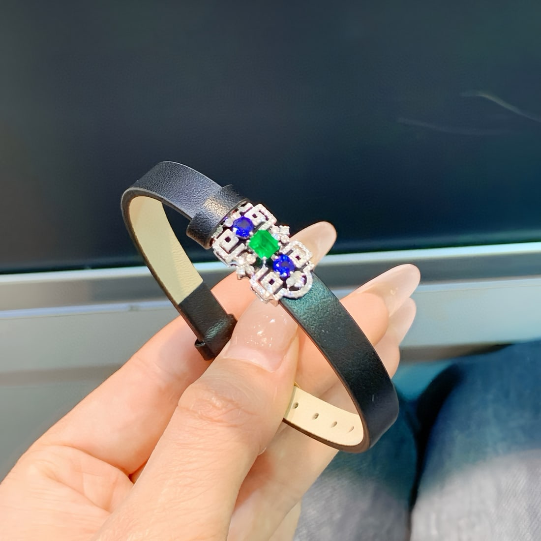 14k Gold 0.82 Ctw Vivid Green Natural Emerald & Sapphire Bangle/pendant( Without Chain ) - 6