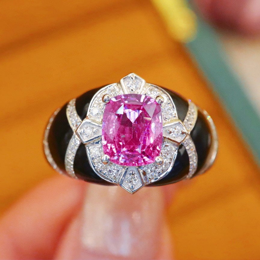 14k Gold 1.90 Ctw Natural Sapphire & Diamond Ring: Ref:230972432 // gold content:14k gold // ring size:7. 25us // // main gemstone:sapphire // shape:cushion // carat weight:1. 60ct // color:pink // treatment:natural // // adjacent gemstone 2 :