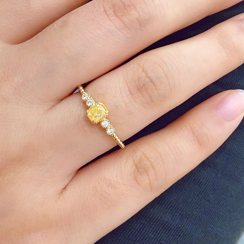 14k Gold 0.3 Ct Natural Yellow Diamond & Diamond Ring - 2