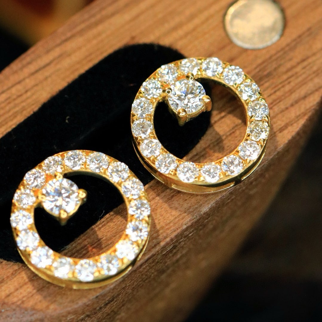 14k Gold 0.8 Ct Natural H Diamond Earrings - 4