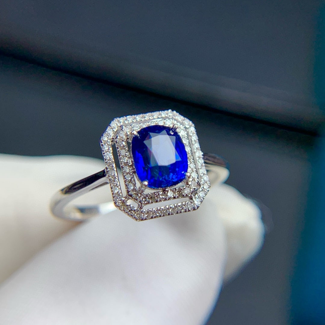 14k Gold 1.09 Ct Vivid Blue Natural Sapphire & Diamond Ring: Ref:230973069 // gold content:14k gold // ring size:7. 25us // // main gemstone:sapphire // shape:cushion // carat weight:1. 09ct // color:vivid blue // treatment:natural // // adjacent gemstone 2 :