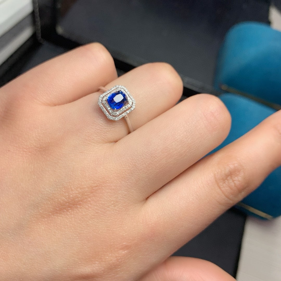 14k Gold 1.09 Ct Vivid Blue Natural Sapphire & Diamond Ring - 5