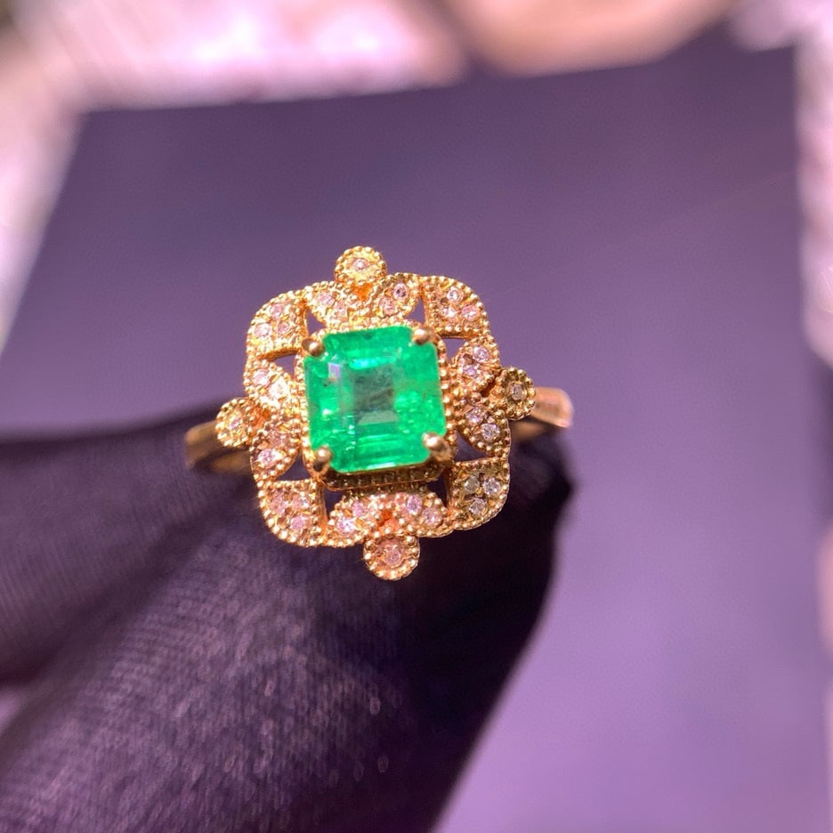 14k Gold 1.26 Ct Natural Emerald & Diamond Ring - 2