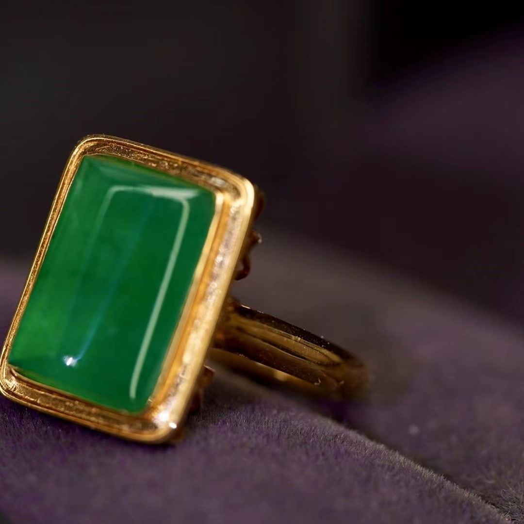 14k Gold 7.28 Ct Natural Emerald Ring - 6