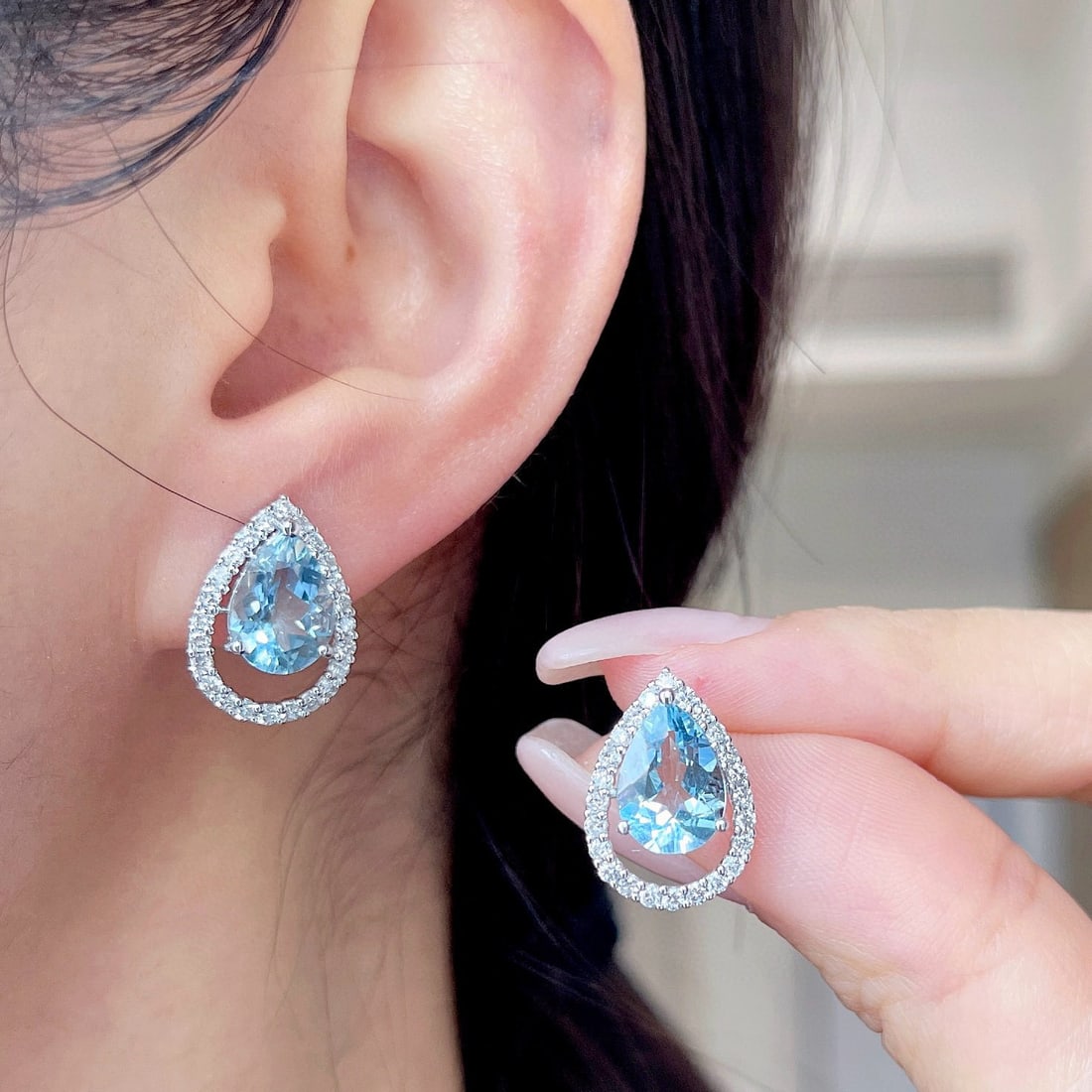 14k Gold 3.9 Ctw Natural Aquamarine & Diamond Earrings - 6