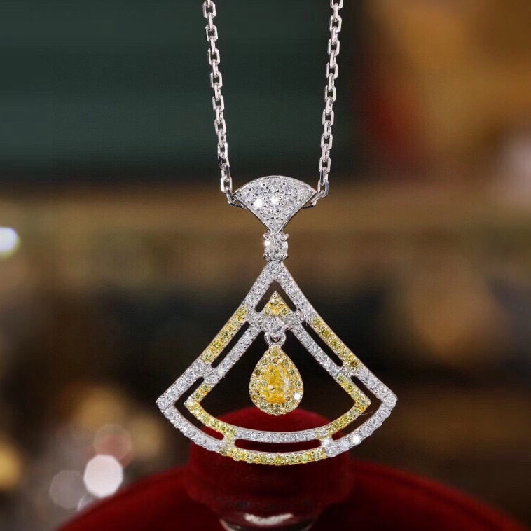 14k Gold 0.56 Ct Natural Color Diamond Necklace: Ref:230973203 // gold content:14k gold // main gemstone:diamond // shape:multiply // carat weight:0. 56ct // clarity grade:vs-si // color:color // treatment:natural // Condition: New Low Estimate: