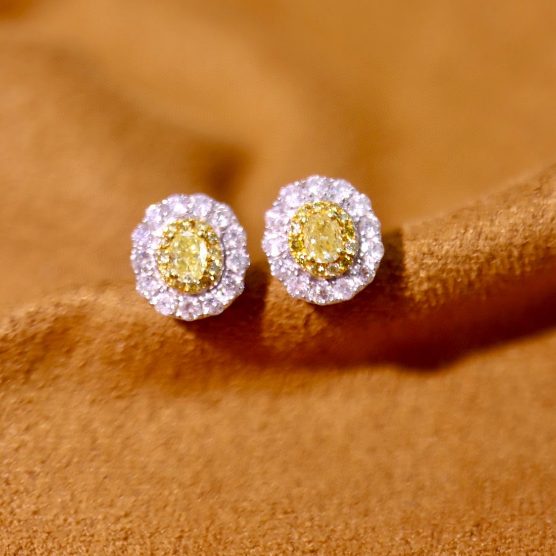 14k Gold 0.67 Ctw Natural Yellow Diamond & Diamond Earrings - 2