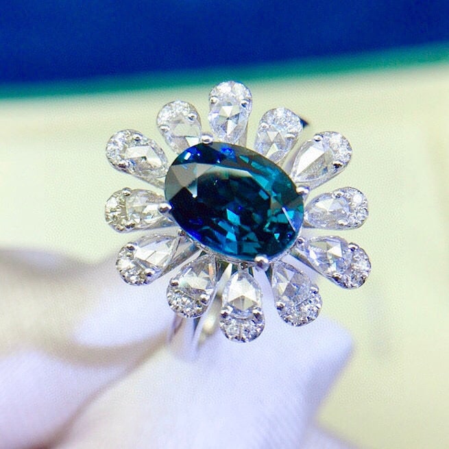 14k Gold 2.64 Ctw Natural Sapphire & Diamond Ring - 2
