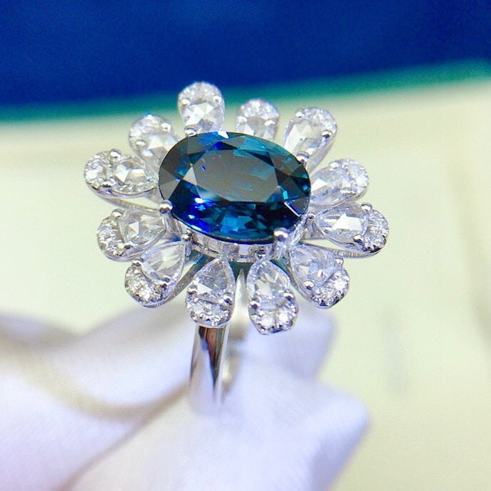 14k Gold 2.64 Ctw Natural Sapphire & Diamond Ring - 4
