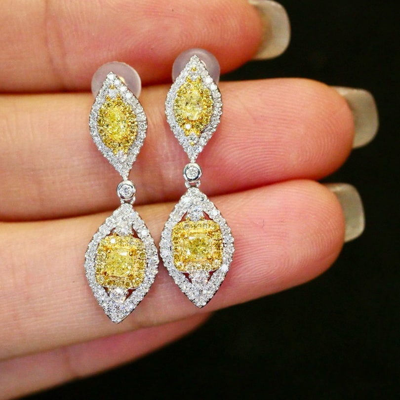 14k Gold 1.10 Ctw Natural Yellow Diamond & Diamond Earrings: Ref:230973213 // gold content:14k gold // main gemstone:yellow diamond // shape:multiply // carat weight:0. 55ct // color:yellow // treatment:natural // // adjacent gemstone 2 : diamond //