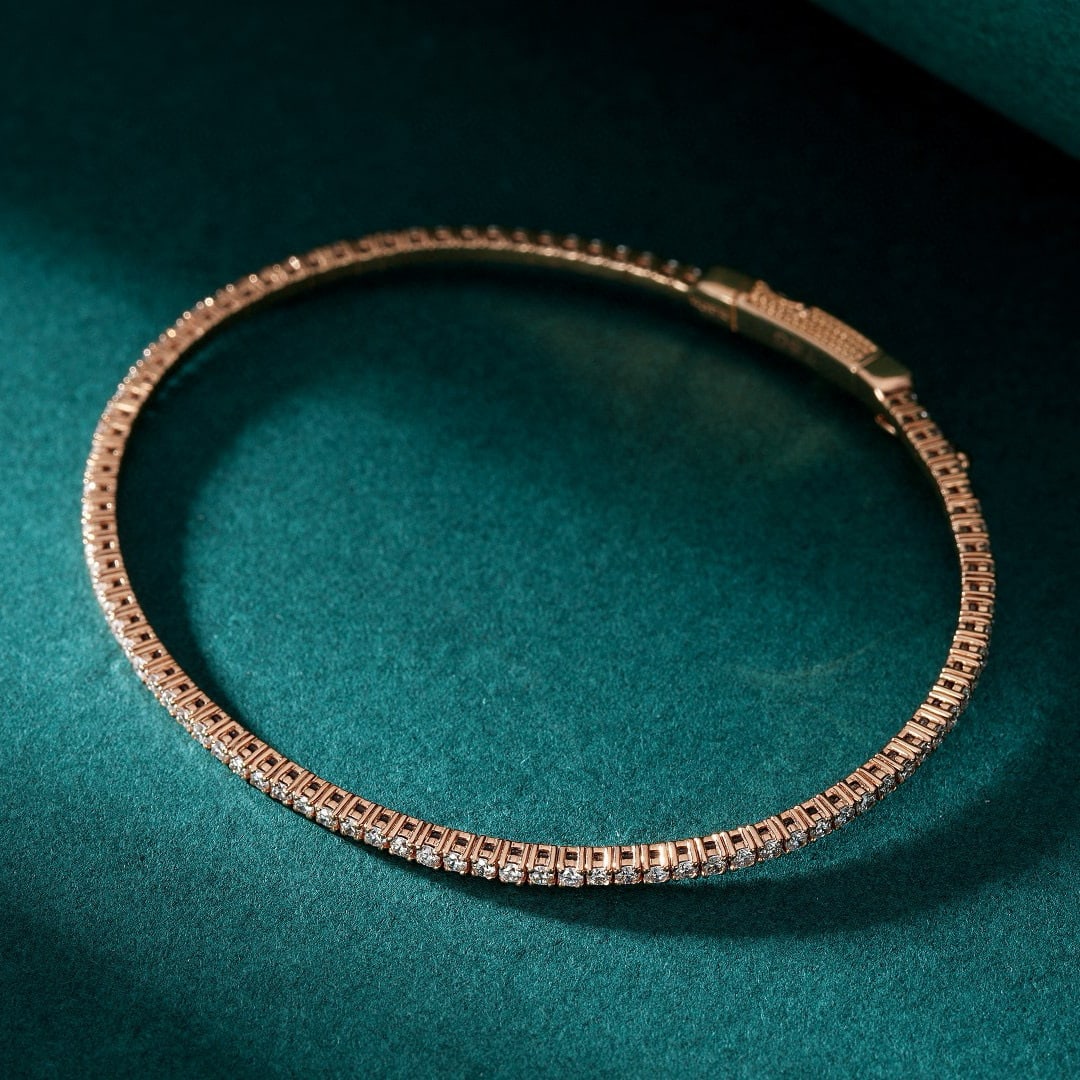 14k Gold 0.93 Ct Natural H Diamond Bangle - 4