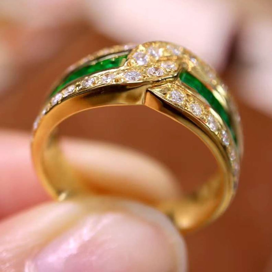 14k Gold 1.06 Ctw Vivid Green Natural Emerald & Diamond Ring - 5