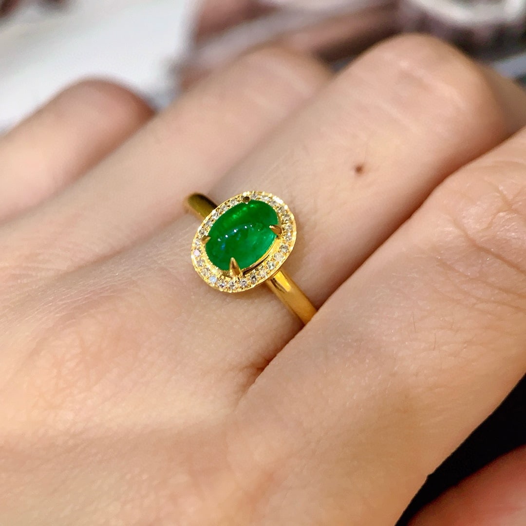 14k Gold 1.05 Ct Vivid Green Natural Emerald & Diamond Ring - 6