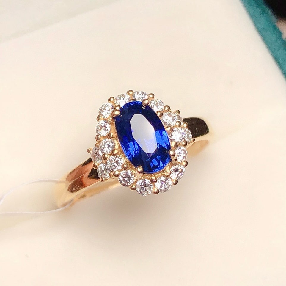 14k Gold 1.2 Ct Vivid Blue Natural Sapphire & Diamond Ring: Ref:230973224 // gold content:14k gold // ring size:7. 25us // // main gemstone:sapphire // shape:oval // carat weight:1. 2ct // color:vivid blue // treatment:natural // // adjacent gemstone 2 :