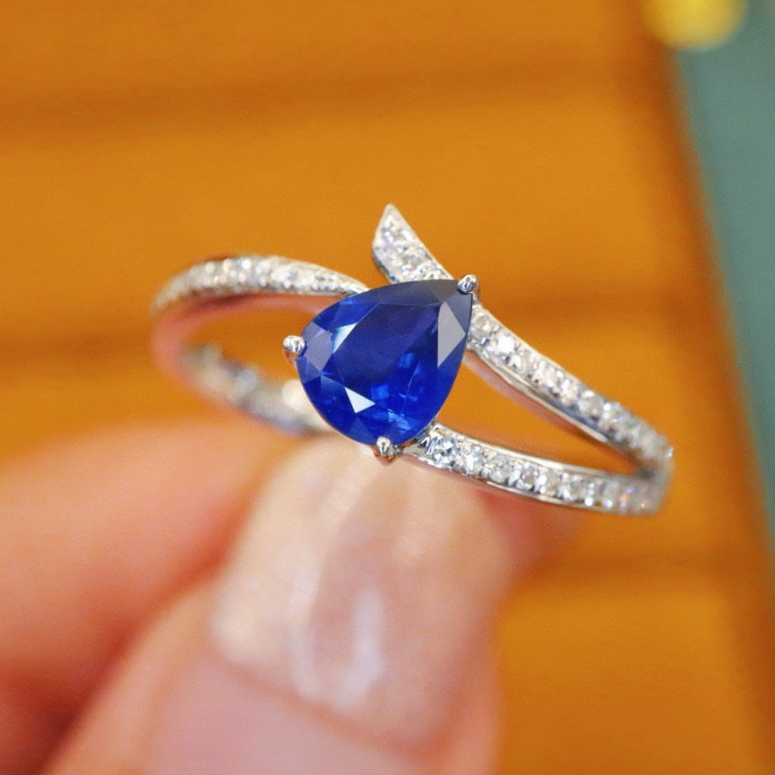 14k Gold 0.74 Ctw Natural Sapphire & Diamond Ring - 2