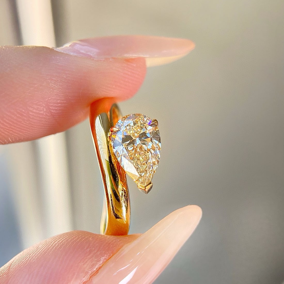 14k Gold 1.20 Ct Natural Yellow Diamond Ring - 2