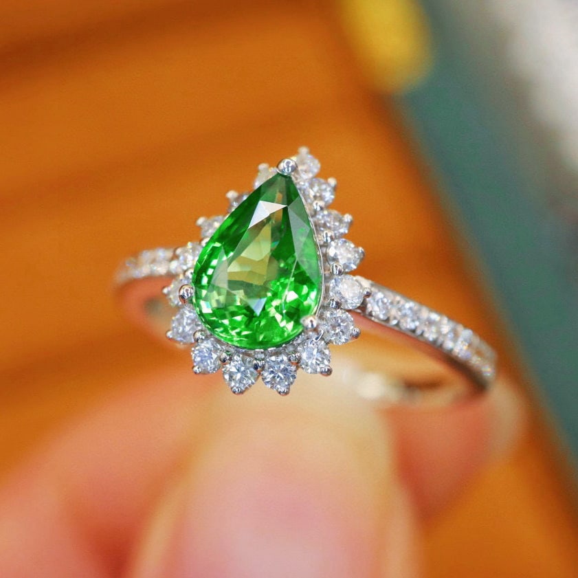 14k Gold 1.35 Ctw Natural Tsavorite & Diamond Ring - 2