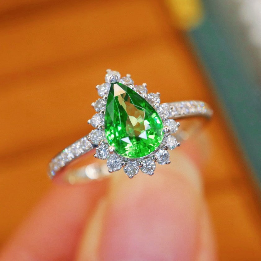 14k Gold 1.35 Ctw Natural Tsavorite & Diamond Ring - 3