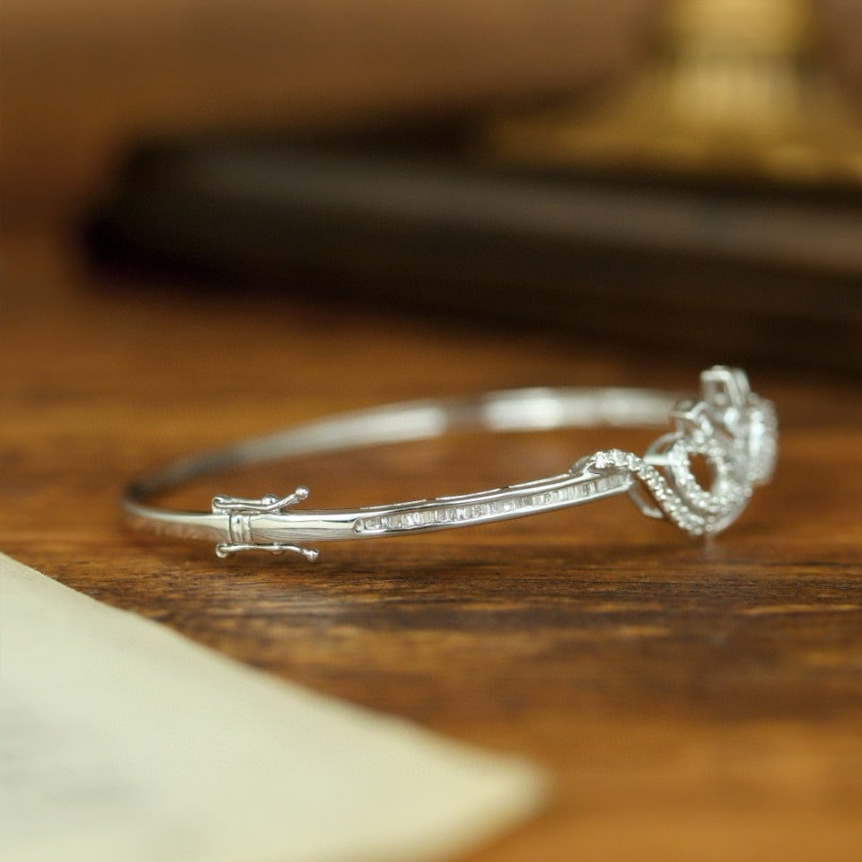 14k Gold 1.1 Ct Natural H Diamond Bangle - 3