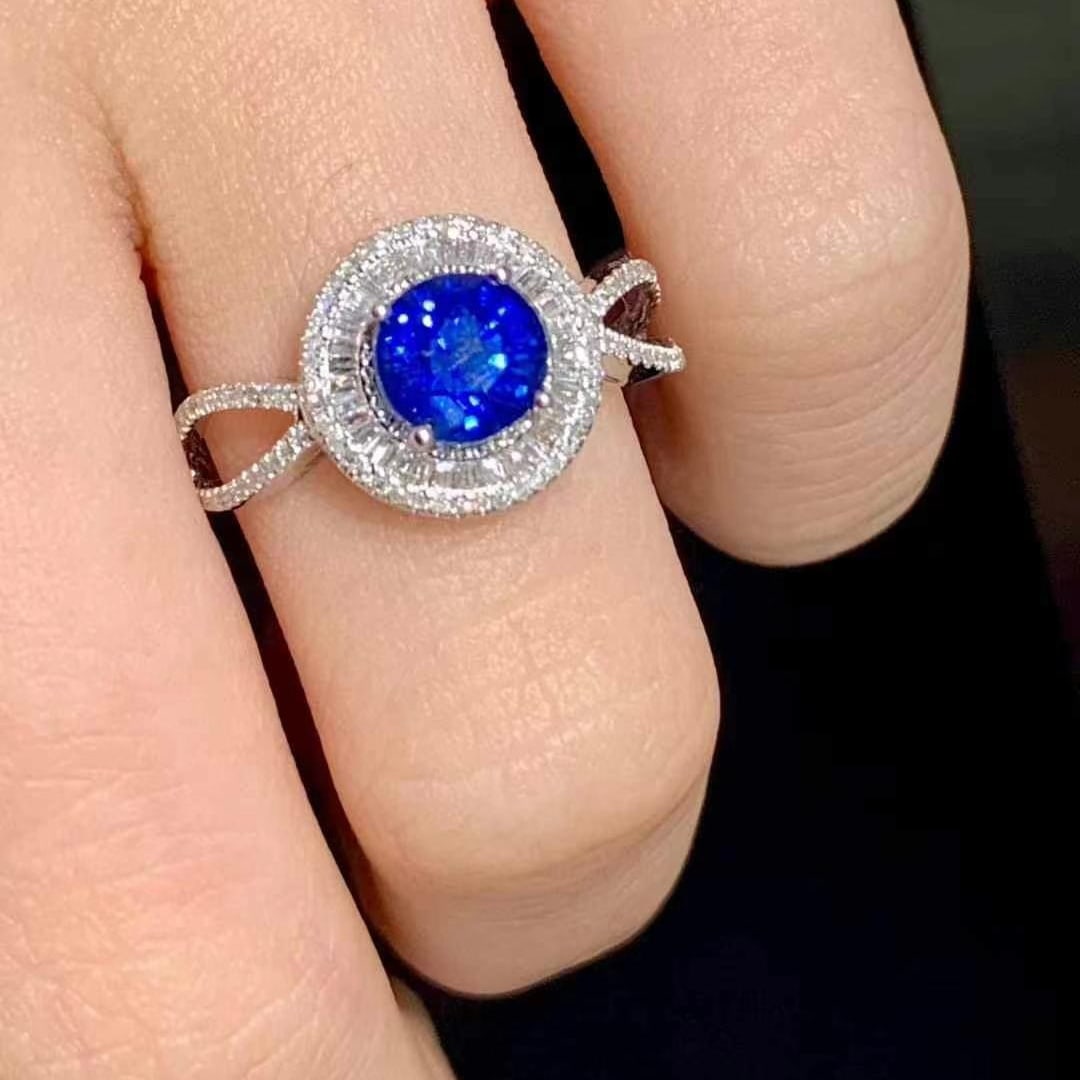 14k Gold 1.5 Ct Natural Sapphire & Diamond Ring - 4