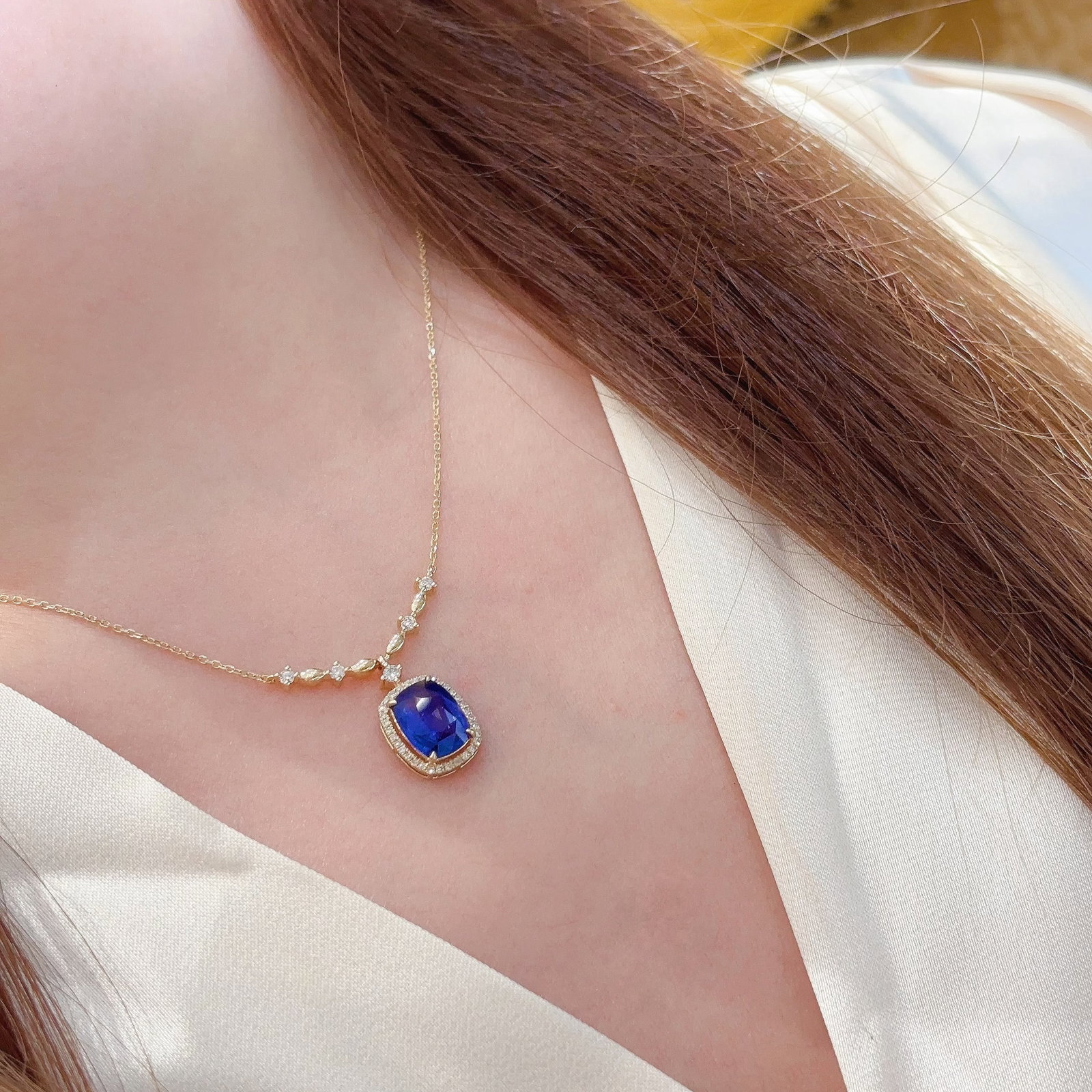 14k Gold 2.19 Ct Natural Sapphire & Diamond Necklace - 2