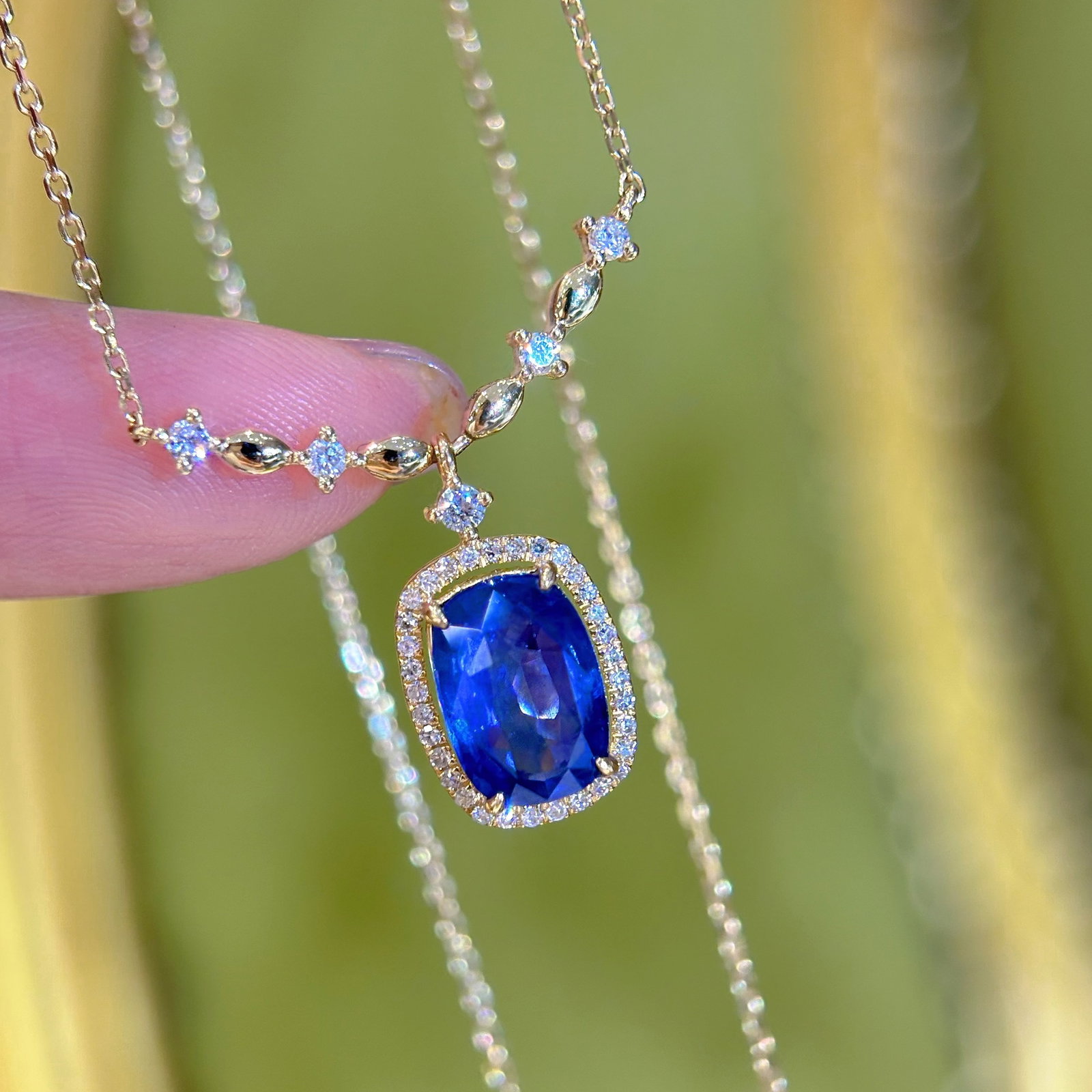 14k Gold 2.19 Ct Natural Sapphire & Diamond Necklace - 5