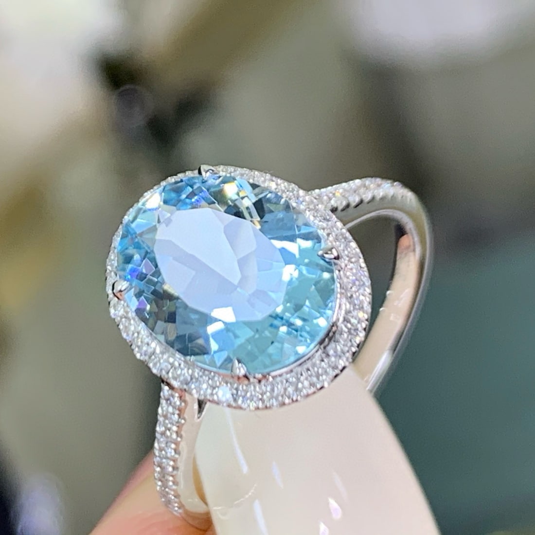 14k Gold 2.71 Ctw Natural Aquamarine & Diamond Ring - 4