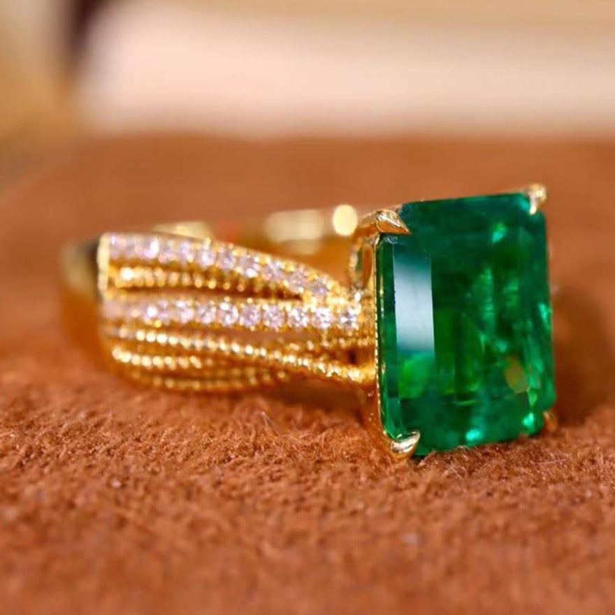 14k Gold 1.92 Ctw Vivid Green Natural Emerald & Diamond Ring - 2