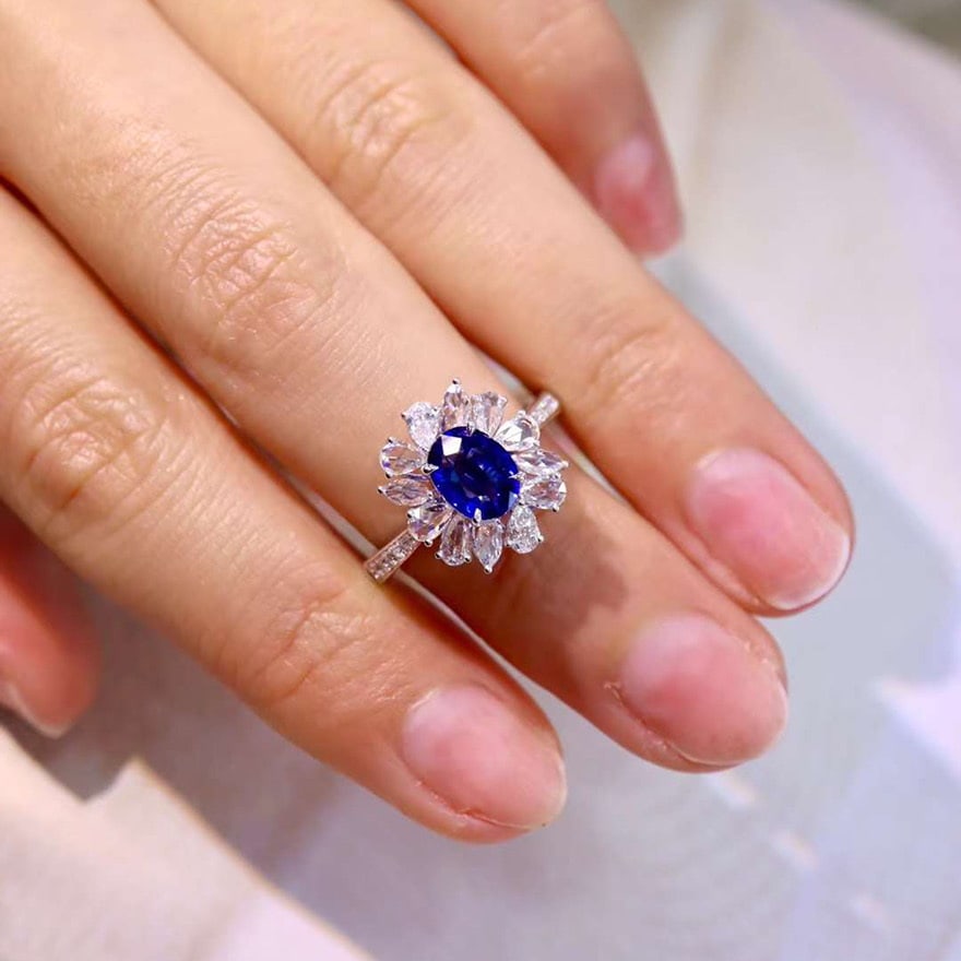 14k Gold 1.90 Ctw Natural Sapphire & Diamond Ring - 2