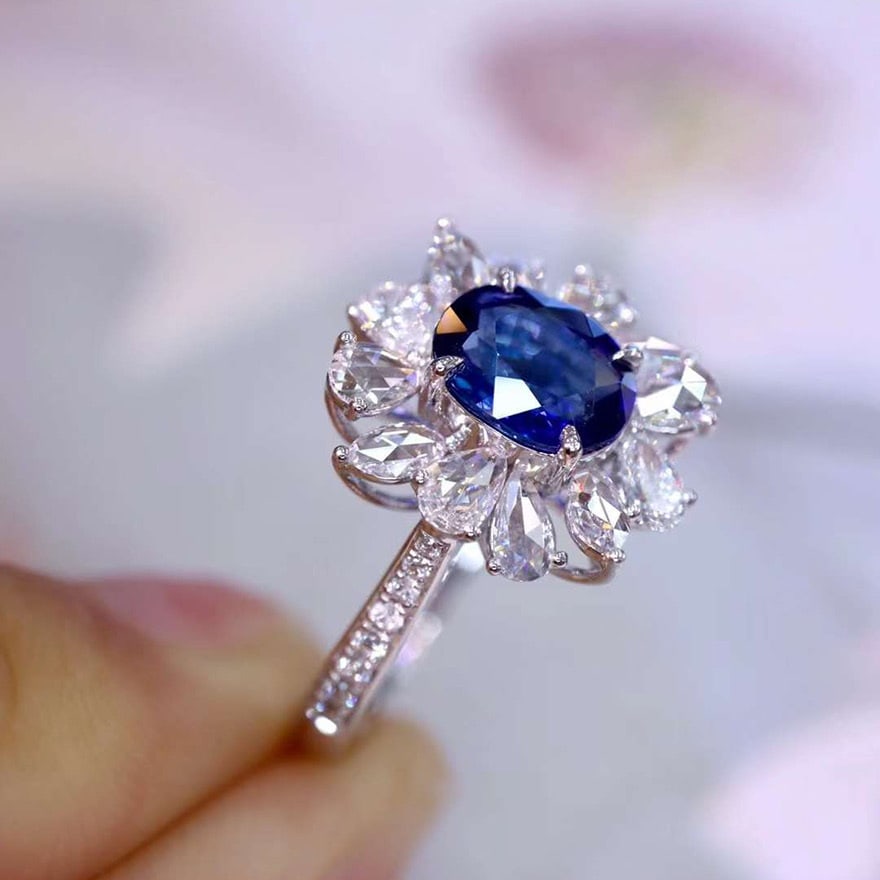 14k Gold 1.90 Ctw Natural Sapphire & Diamond Ring - 4