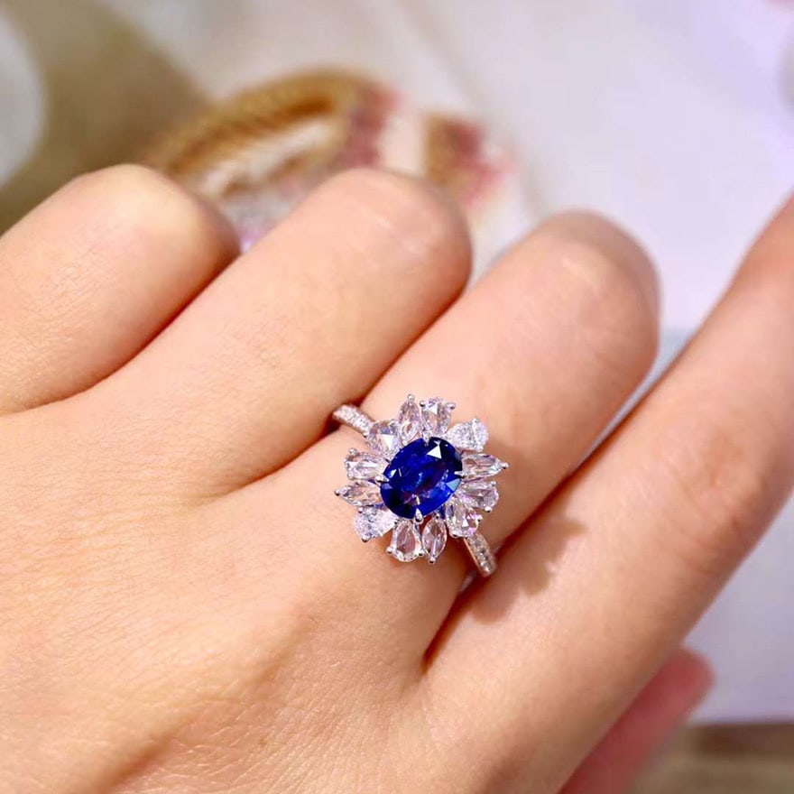 14k Gold 1.90 Ctw Natural Sapphire & Diamond Ring - 6