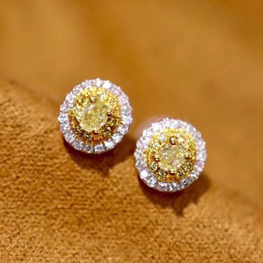 14k Gold 0.28 Ctw Natural Yellow Diamond & Diamond Earrings: Ref:230974167 // gold content:14k gold // main gemstone:yellow diamond // shape:oval // carat weight:0. 15ct // color:yellow // treatment:natural // // adjacent gemstone 2 : diamond // shape:round //