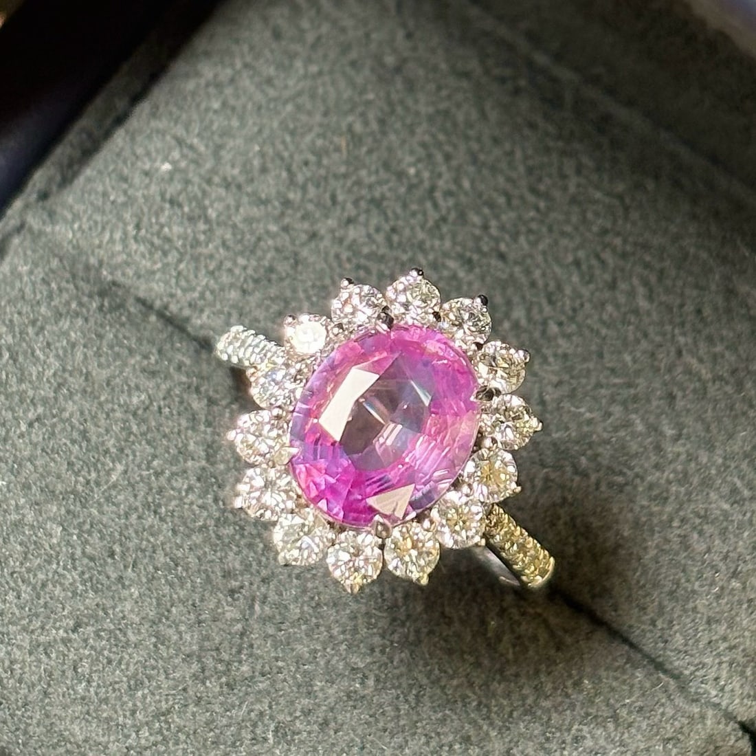 14k Gold 3.17 Ctw Natural Padparadscha Sapphire & Lab Grown Diamond Ring: Ref:230974173 // gold content:14k gold // ring size:7. 25us // // main gemstone:padparadscha sapphire // shape:oval // carat weight:2. 12ct // color:orangish pink // treatment:natural // // adjacent
