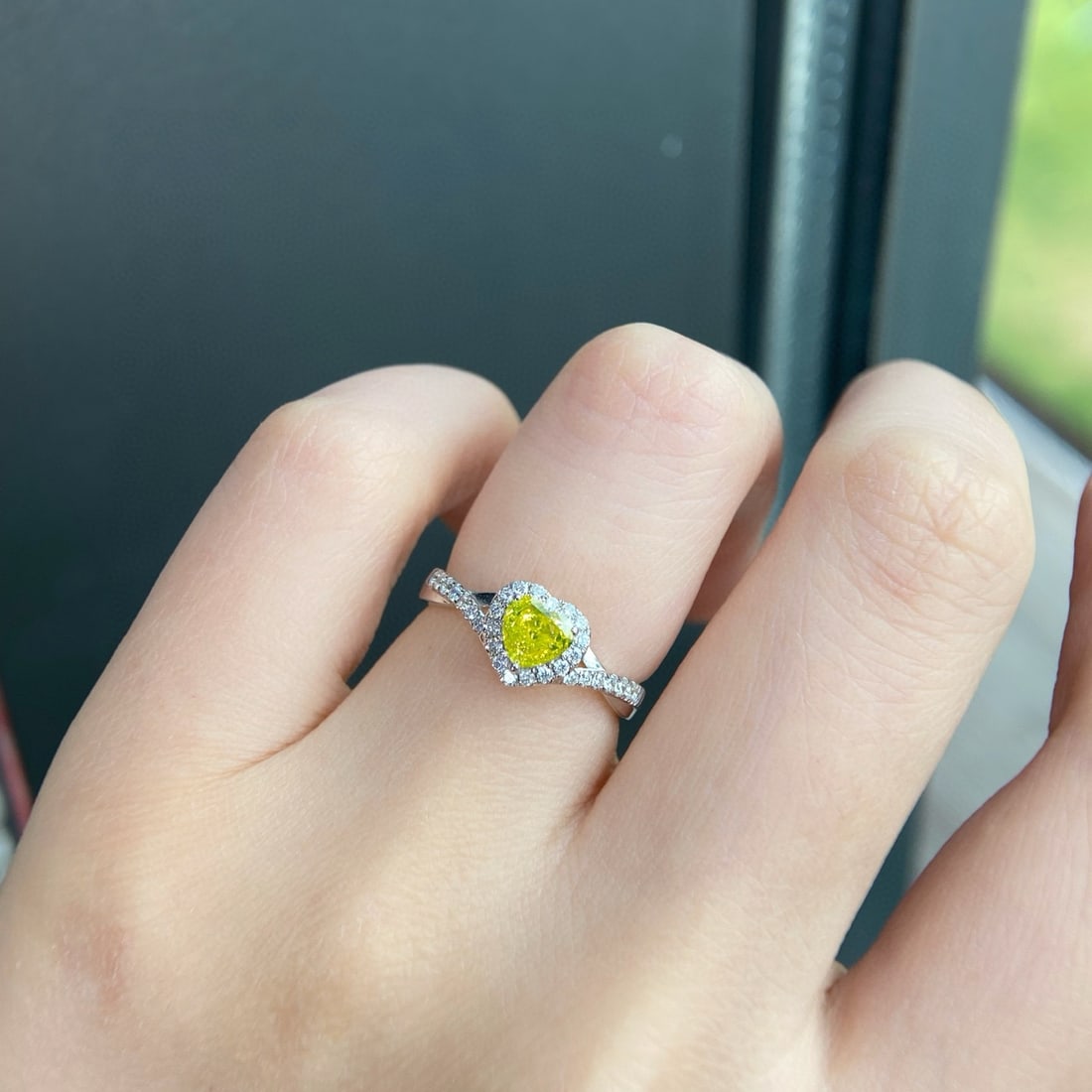 Gia Certified 14k Gold 0.73 Ctw Natural Yellow Diamond & Diamond Ring - 3