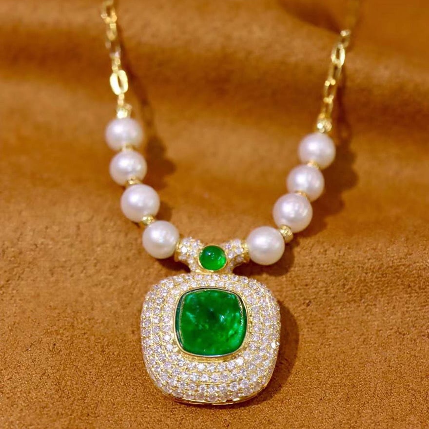 14k Gold 2.82 Ctw Vivid Green Natural Emerald & Diamond Necklace - 3