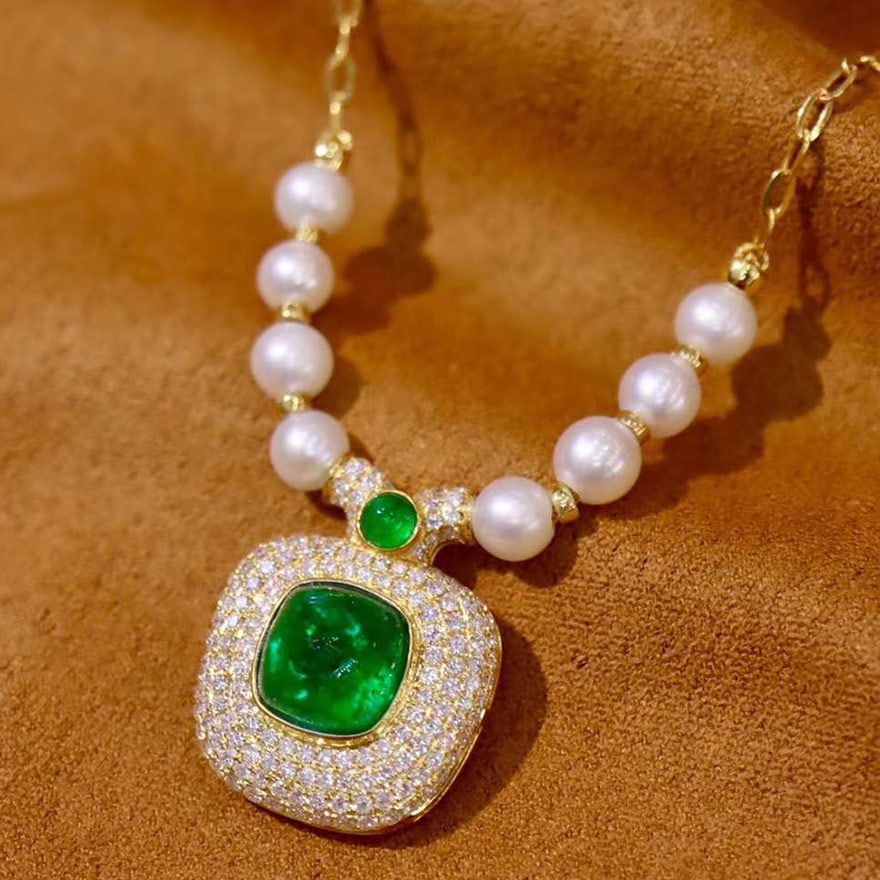 14k Gold 2.82 Ctw Vivid Green Natural Emerald & Diamond Necklace - 4